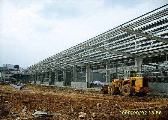 Durable Steel Structure Warehouse Portal Structure Frame With Long Overhang